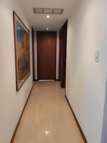 Apartamento En Alquiler Calle Arismendi, Lecheria