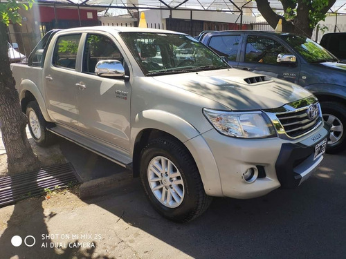 Toyota Hilux 3.0 Cd Srv 171cv 4x2 - B3 2014