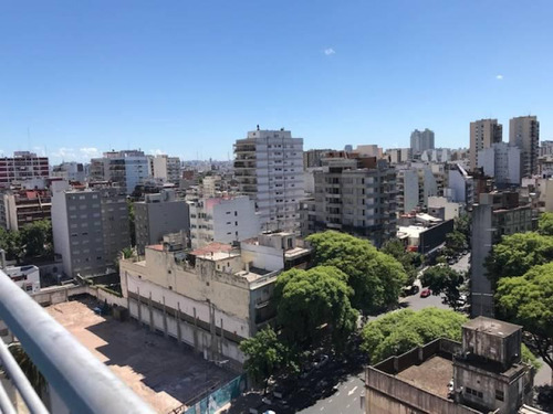 Alberdi 1880. 2 Amb. Semipiso Con Pileta.