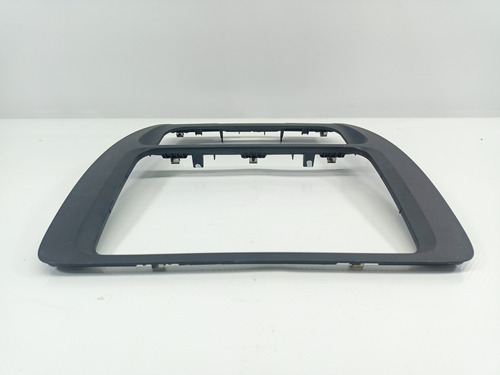 Bisel Marco Estereo Vw Jetta Mk6 Sport 2.5l 11-16 (Usado)