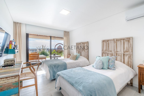 Imagen 22 de 30 de Venta De Exclusivo Departamento De Tres Dormitorios Completamente Reformado En Quartier Punta Ballena - Punta Ballena Punta Ballena