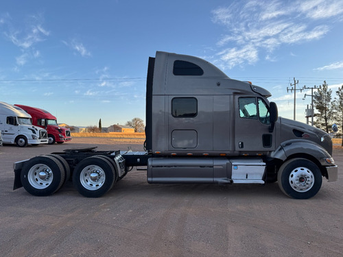 Tractocamión 2006 Peterbilt 387 - C15 - Manual 18 Vel.