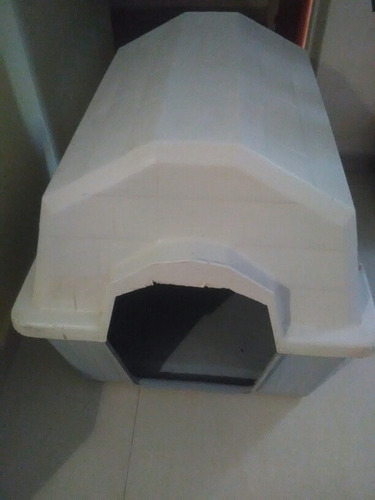 Imagen 4 de 7 de Casita De Perro