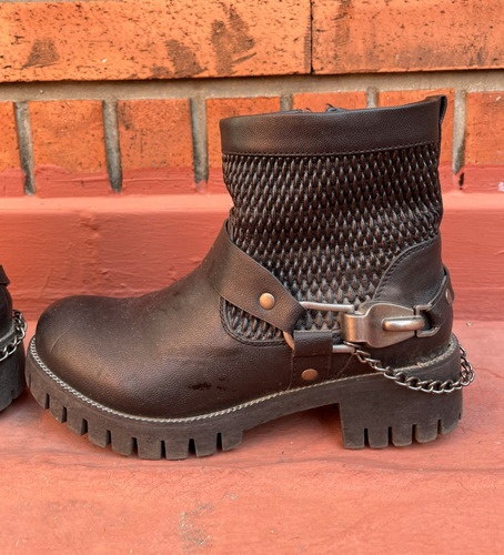 Botas Anca&co Con Cadenas Talle 36