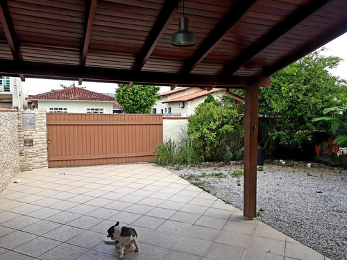 Imagem 4 de 20 de Belissima Casa De 3 Form Sendo Uma Suite Em Biguaçu - Ca0332