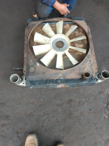 Imagem 9 de 10 de Volkswagen 14.210