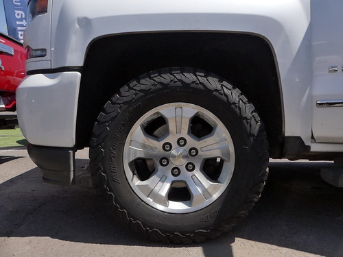 Imagen 10 de 15 de Chevrolet Silverado Ltz 4wd 5.3