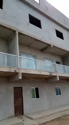 Sobrado Grande Em Marataízes, Com 1.600 Metros Quadrados