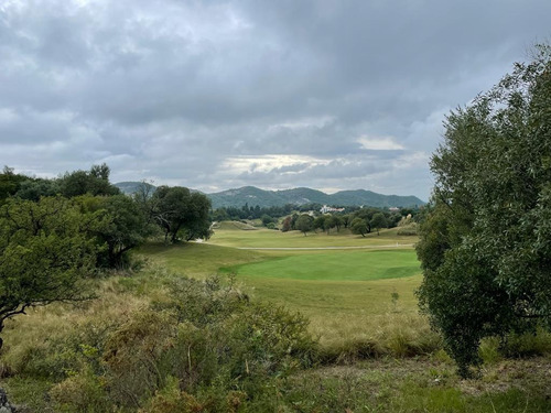 Imagen 2 de 9 de Terreno. Sobre El Golf. Vista A Las Sierras. El Potrerillo De La Larreta