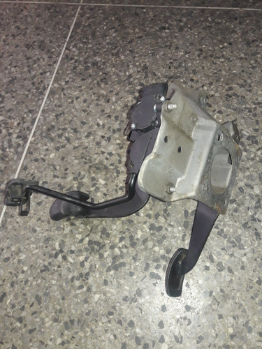 Pedalera Sin Tps Fiat Palio 1.8.