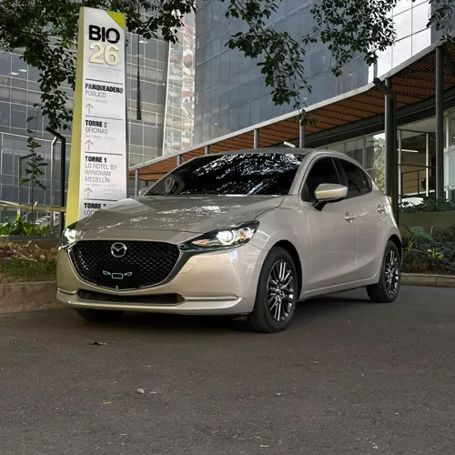 Mazda 2 1.5 Grand Touring Lx | TuCarro