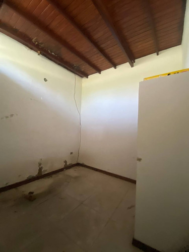 Edificio En Venta Mas 4 Apartamentos