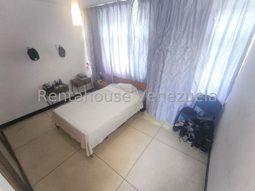 Sq Vende Casa En La Californa Norte D25-6200s