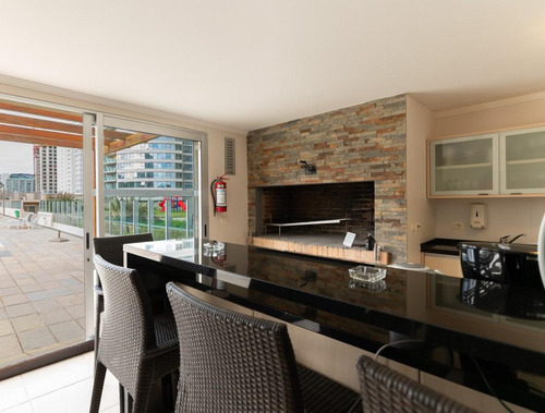 Departamento En Torre Lobos Punta Del Este