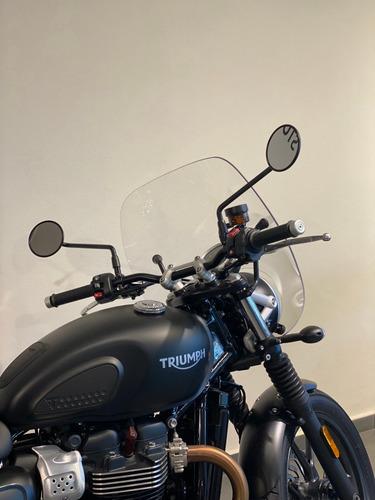 Triumph Street Twin