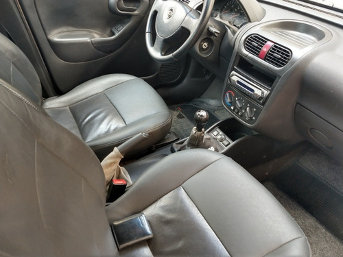 Montana Conquest 1.8 Flex 2006 Top De Linha