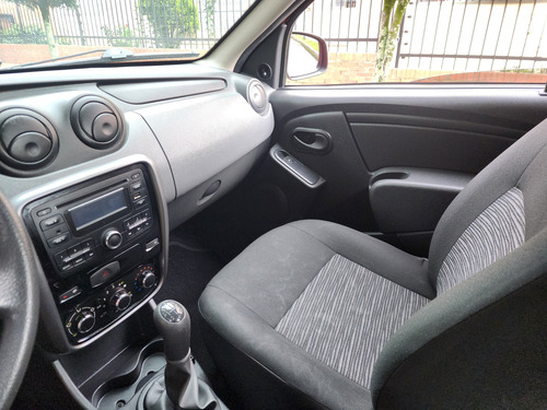 Renault Logan 1.4 Entry Familier Fii