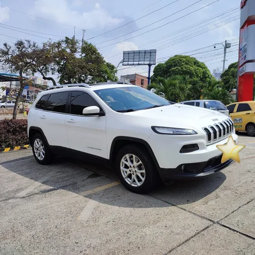 Jeep Cherokee 3.2 Longitude Plus