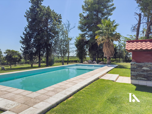 Finca Productiva En Ugarteche Y Casa De Huespedes