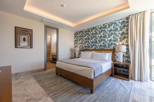 Apartamento Amueblado En Cap Cana, Punta Cana, 2 Habitaciones + Servicio, Acceso A La Playa Juanillo