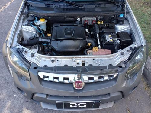 Imagen 2 de 22 de Fiat Strada 1.6 Adventure Cd Pack Top Locker 2018