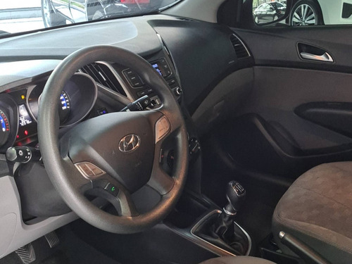 Hyundai Hb20s 1.6 Comfort Plus 16v Flex 4p Manual
