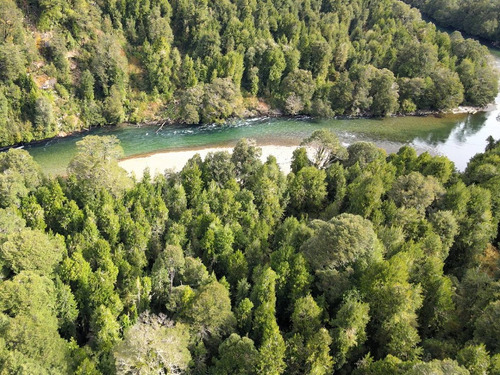 Parcela De 1,1 Hectáreas Con Orilla De Rio Blanco, Aysen