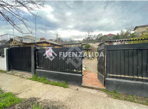 Casa En Venta De 3 Dorm. En Maipú