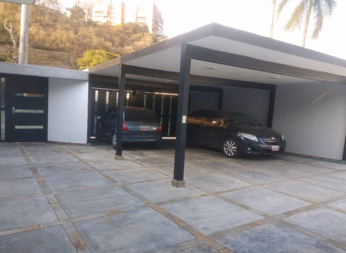 Pc Se Vende Casa 579m2 4h+s/ 4b-12/ 8pe Macaracuay