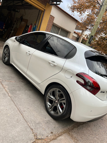 Peugeot 208 1.6 Gt Thp