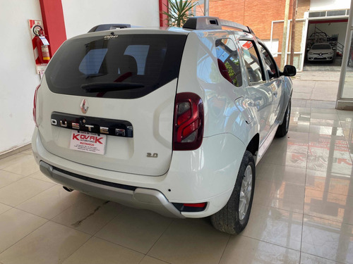 Imagen 5 de 6 de Renault Duster 2015 2.0 Ph2 4x2 Privilege 143cv