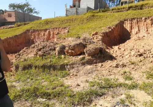 Terreno Top E Plano Na Zona Leste