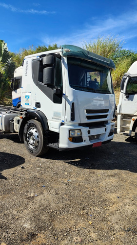 Iveco Tector 240e28 Leito Chassi/bau Financio 1º Caminhao