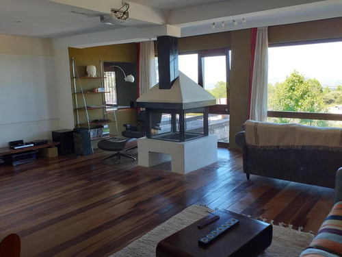 Venta De Casa En La Loma La Cumbre 3 Dor.
