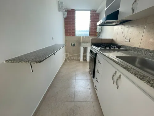 Apartamento En Arriendo En Loma Del Escobero. Cod A776171