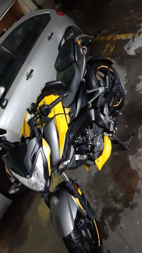 Imagen 1 de 6 de Bajaj Ns 200