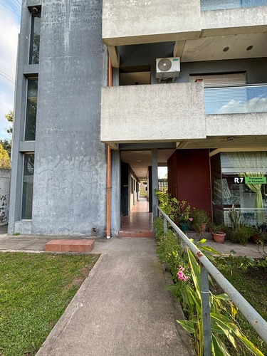 Departamento En Venta - 2 Dormitorios 2 Baños - Cochera - 84mts2 - Villa Elvira, La Plata