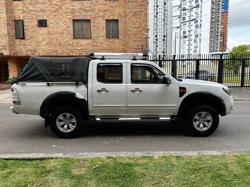 Ford Ranger XLT 4X4 2.600 GSL FULL