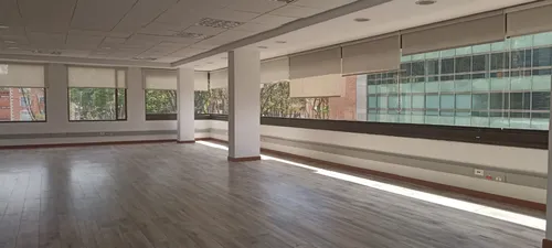 Oficina En Arriendo En Chico Norte. Cod A1105066