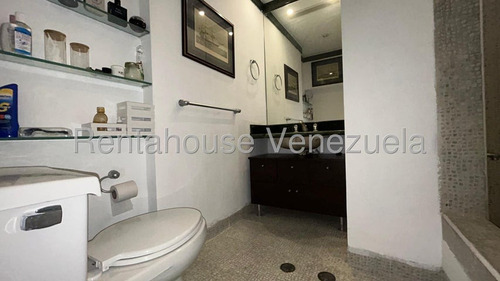 Alquiler De Apartamento En Colinas De Quinta Altamira En El Marques