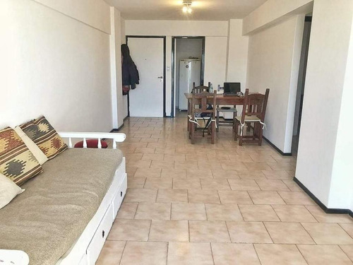 Imagen 2 de 9 de Departamento De 4 Ambientes C/ Cochera En Mar Del Plata