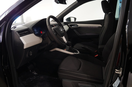 Imagen 10 de 15 de Seat Arona Xcellence Automática Negra 2021
