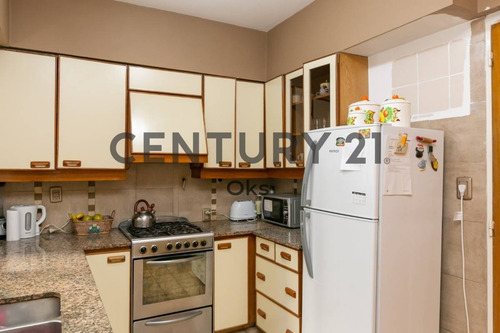 Imagen 9 de 27 de Venta Piso En Belgrano! 4 Ambientes Con Dependencia, Guardacoches Y Baulera!