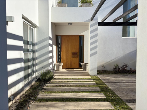 Casa En Alquiler En Los Alisos Nordelta