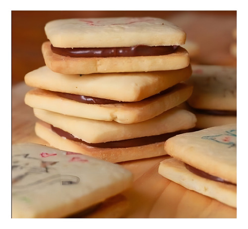 Biscoito Recheado Sabor Morango Passatempo Kit 10 Unid
