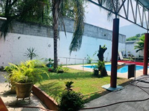 Quinta En Venta En Jardines De La Silla (jardines)