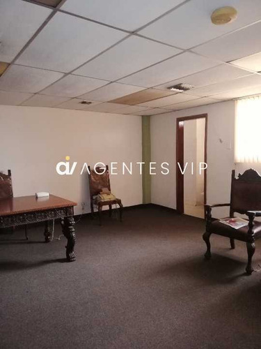 Imagen 18 de 25 de Se Vende Local Comercial Centro Profesional Anibal Dominicci
