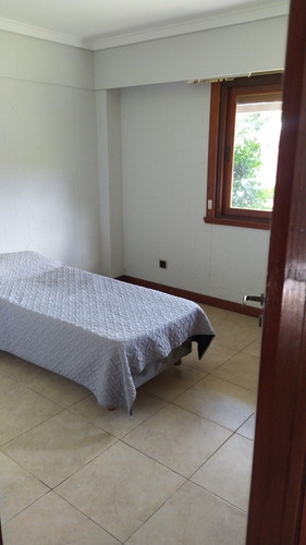Imagen 28 de 29 de Casa En Alquiler Por Día Y Eventos 7 Ambientes Con Piscina