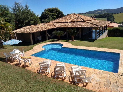 Imagem 1 de 30 de Belíssima Chácara À Venda No Portal São Marcelo Em Bragança Paulista - A/c 250m² Terreno De 1.200 M², Avarandada, Toda Mobiliada , Lazer. - Ch00137 - 71104662