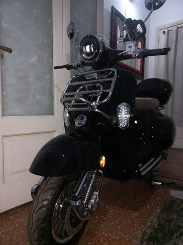 Imagen 2 de 14 de Sunra Vespa